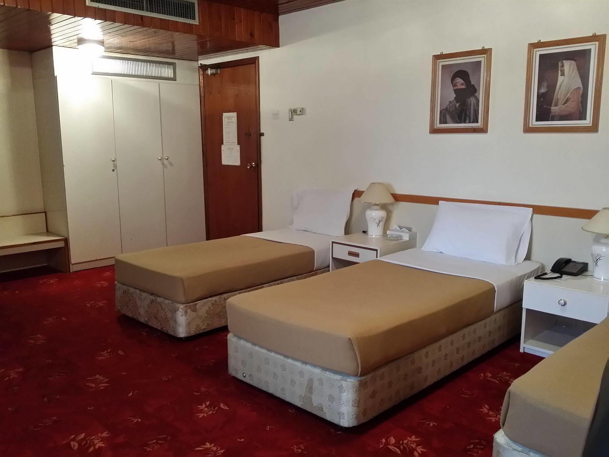 Atlas Hotel Manama Ngoại thất bức ảnh