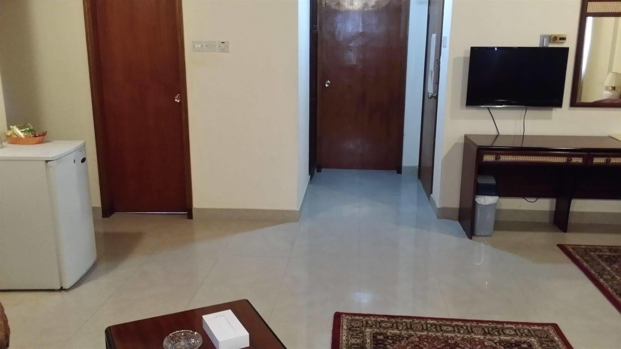 Atlas Hotel Manama Ngoại thất bức ảnh