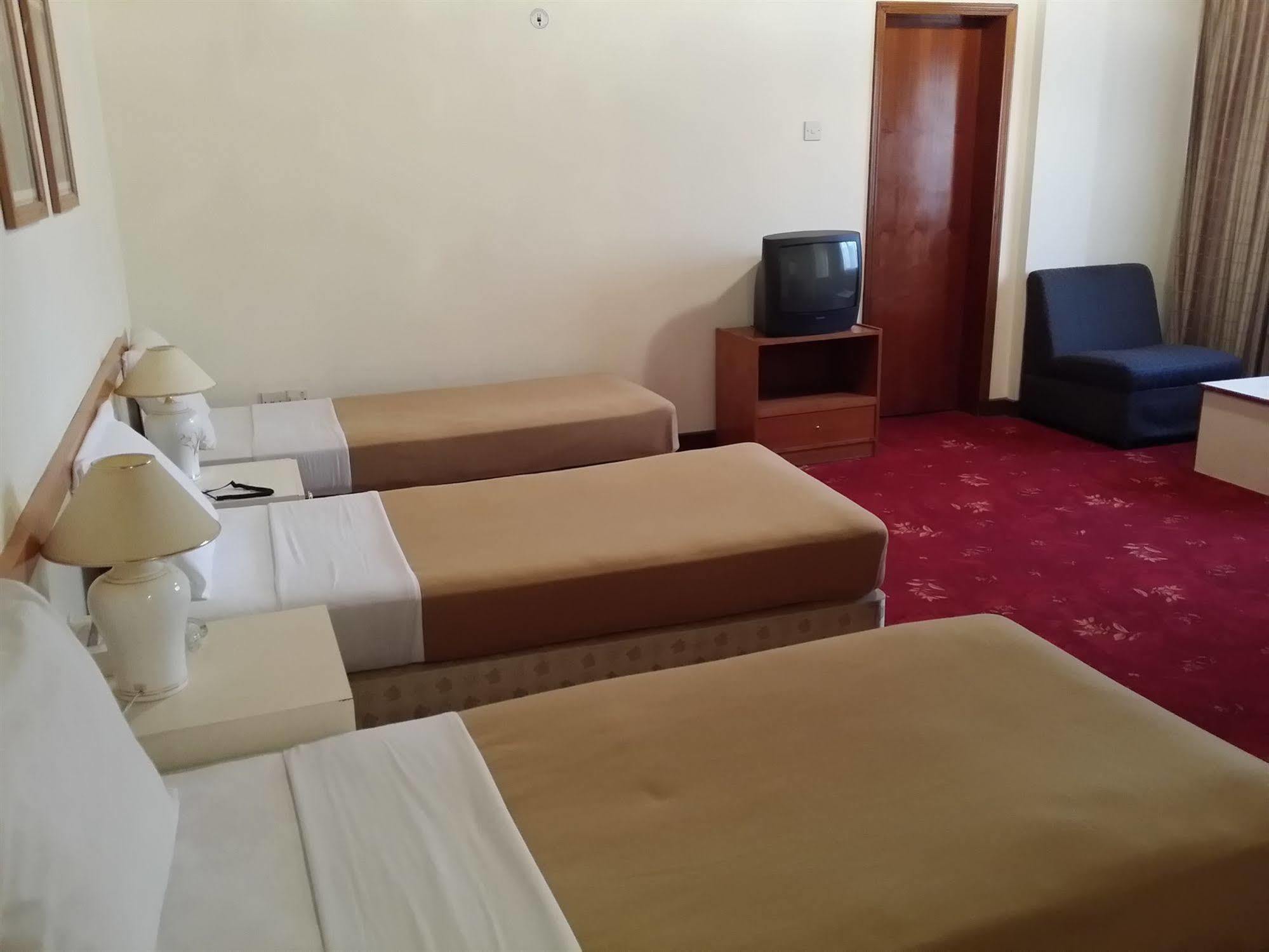Atlas Hotel Manama Ngoại thất bức ảnh